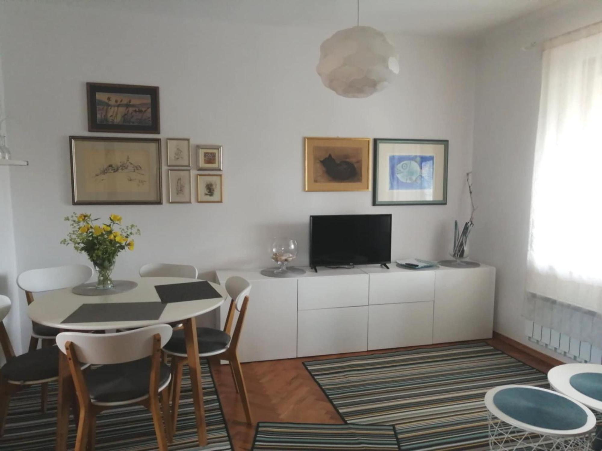 City Center Blue Sky House Postojna Εξωτερικό φωτογραφία